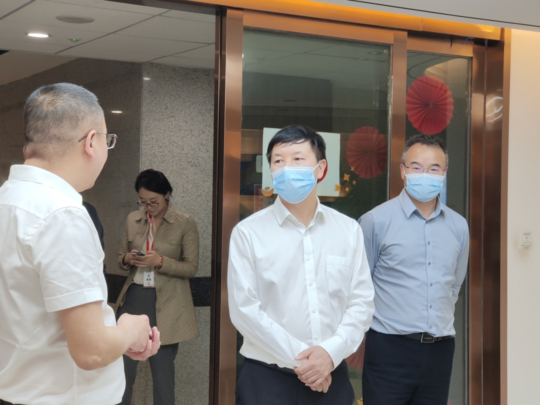 中共五华区委常委统战部李正兴部长一行到友脉控股集团召开统战工作